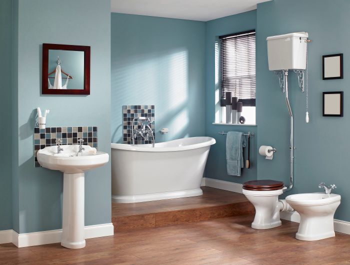 Light blue bathroom decor