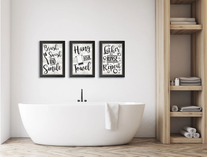 Decor for black and white bathroom